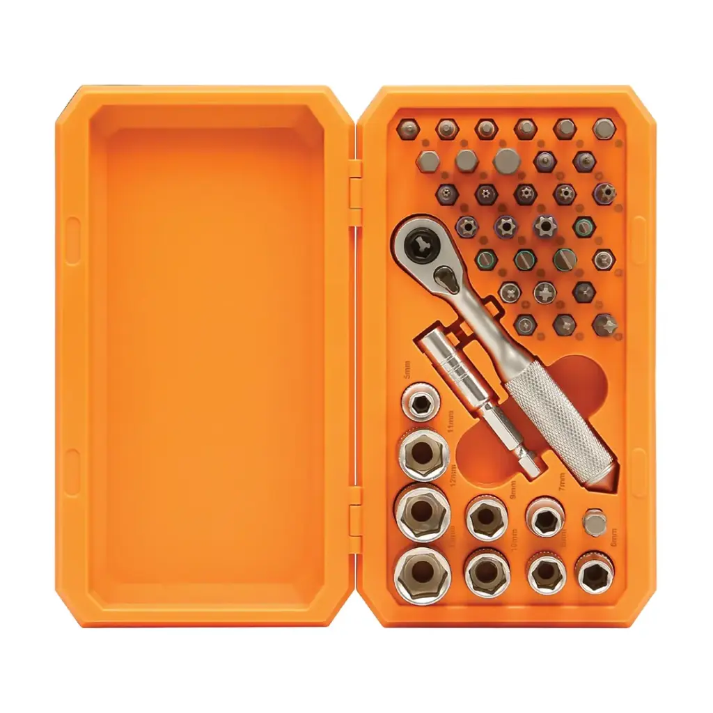 Green Lion 42-IN-1 Ratchet Socket Set - Black