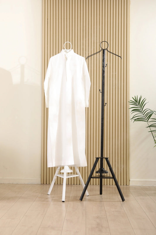 Simple design clothes hanger with steamer for clothes